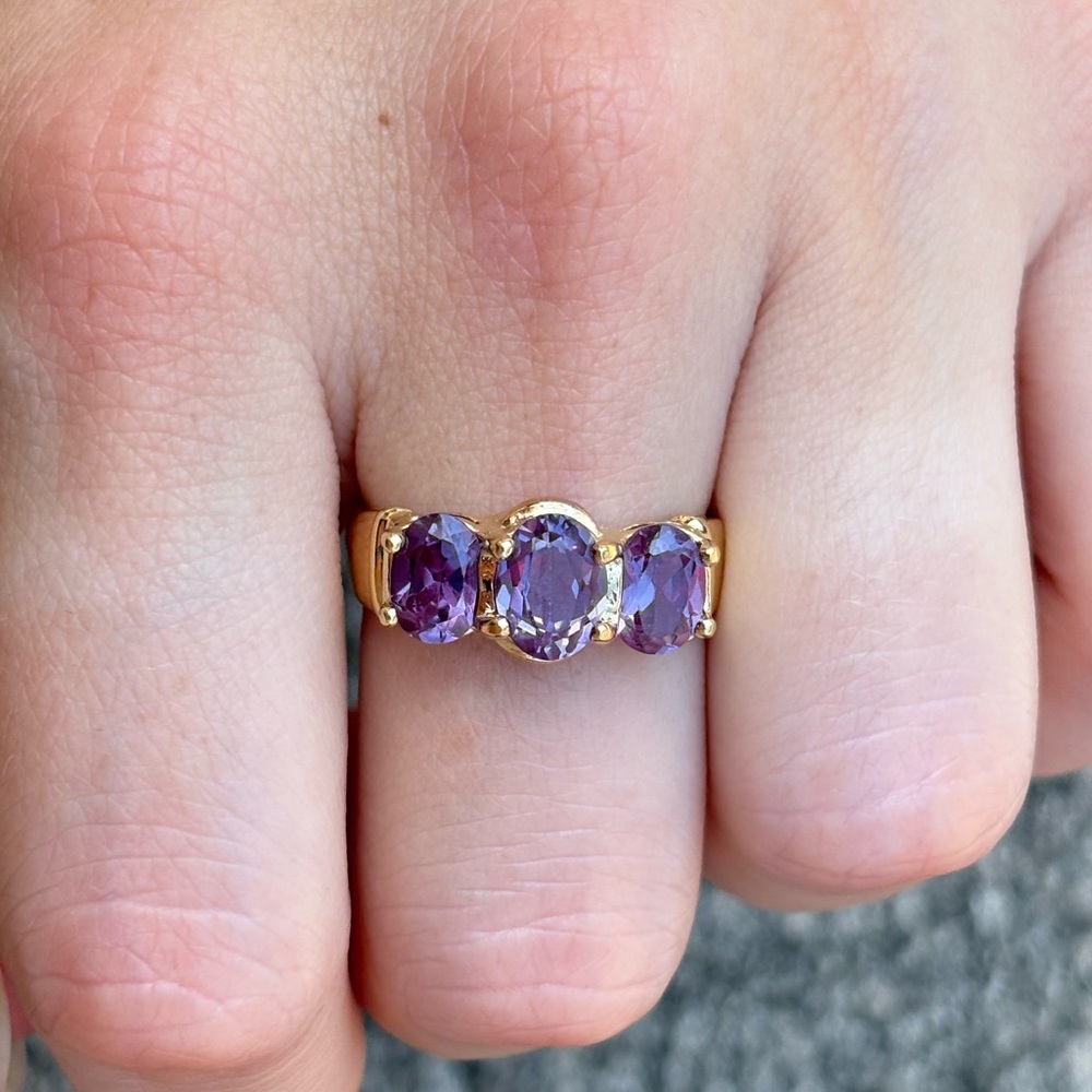 Gold Over Sterling Elegant Three Stone Amethyst Simulant Statement Ring - Picture 3 of 8